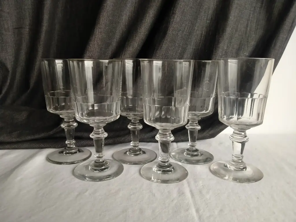 Série de 6 verres à eau modèle mirabeau Baccarat XIXe siècle 