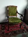 Fauteuil d'époque Restauration en acajou et velours vert 
