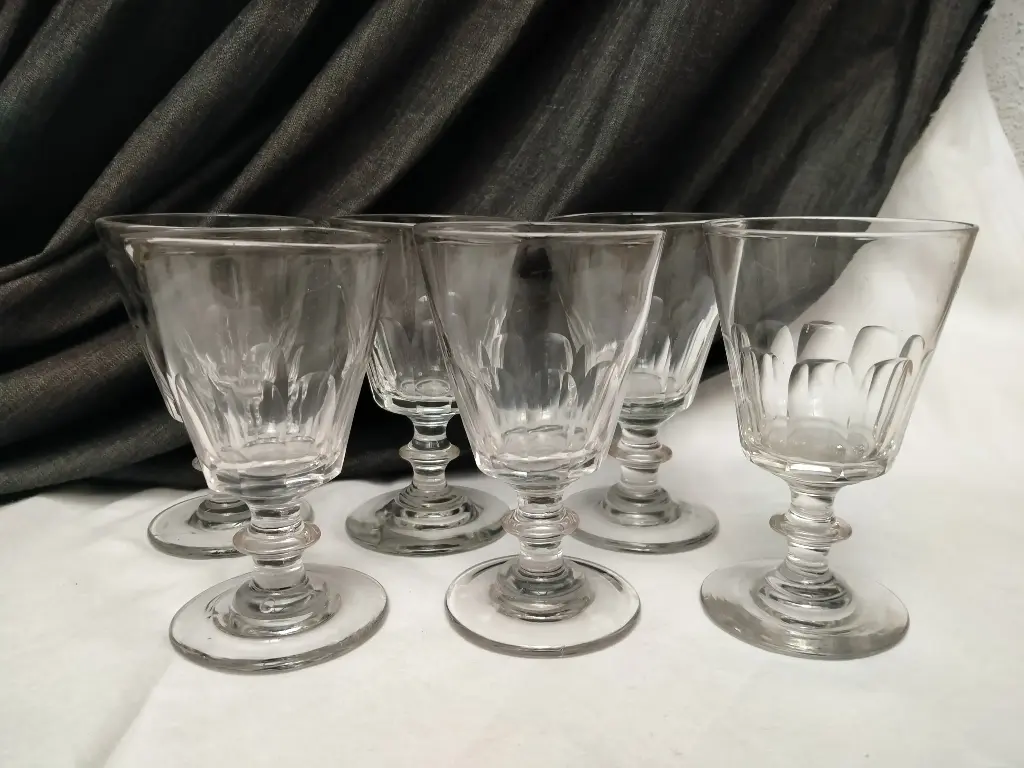Série de 6 verres à eau modèle Caton Baccarat XIXe siècle