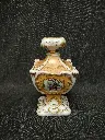 Flacon en porcelaine de Paris décor main de fleurs sur fond ocre et rehaut or XIXe siècle 