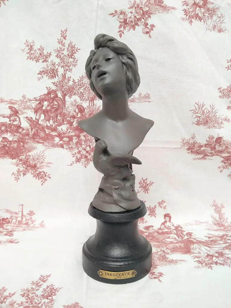Innocence régule Art Nouveau signé Gual 