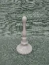 Égouttoir à carafe en opaline de foire couleur crème 