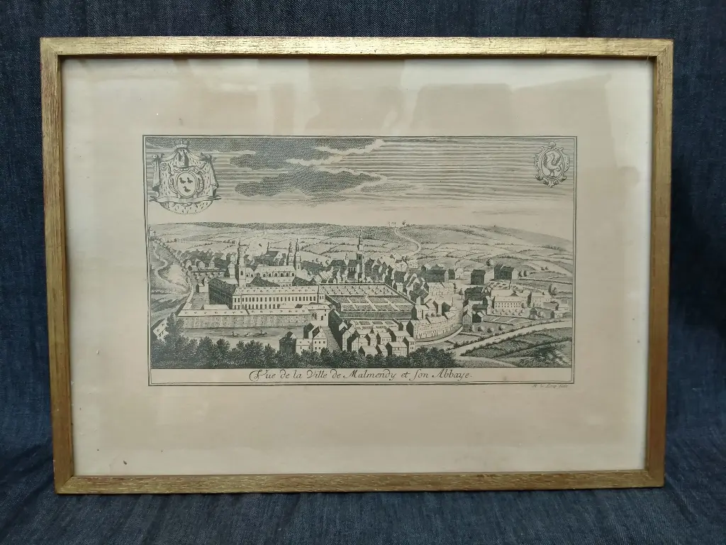 Gravure représentant la ville de Malmendy et son Abbaye datant du XVIIIe siècle 