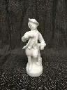 Encrier en porcelaine XIXe siècle représentant un gentilhomme 