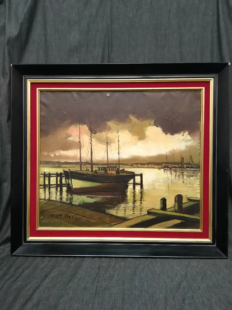 Huile sur toile signée Piet Mees représentant un bateau de pêche amarré dans le port de Zeebrugge 