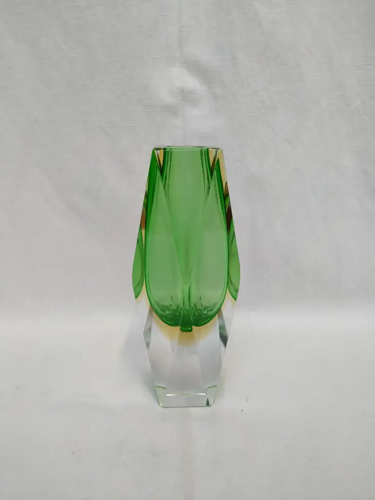 Vase soliflore Murano par Flavio Poli Sommerso vert