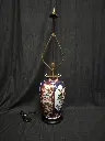Pied de lampe en porcelaine Imari datant du XXe siècle 