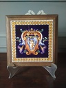 Dessous de plat avec carreau en faïence de Gien décor renaissance bleu
