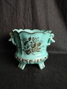 Cache pot en faïence émaillé bleu et décor or 