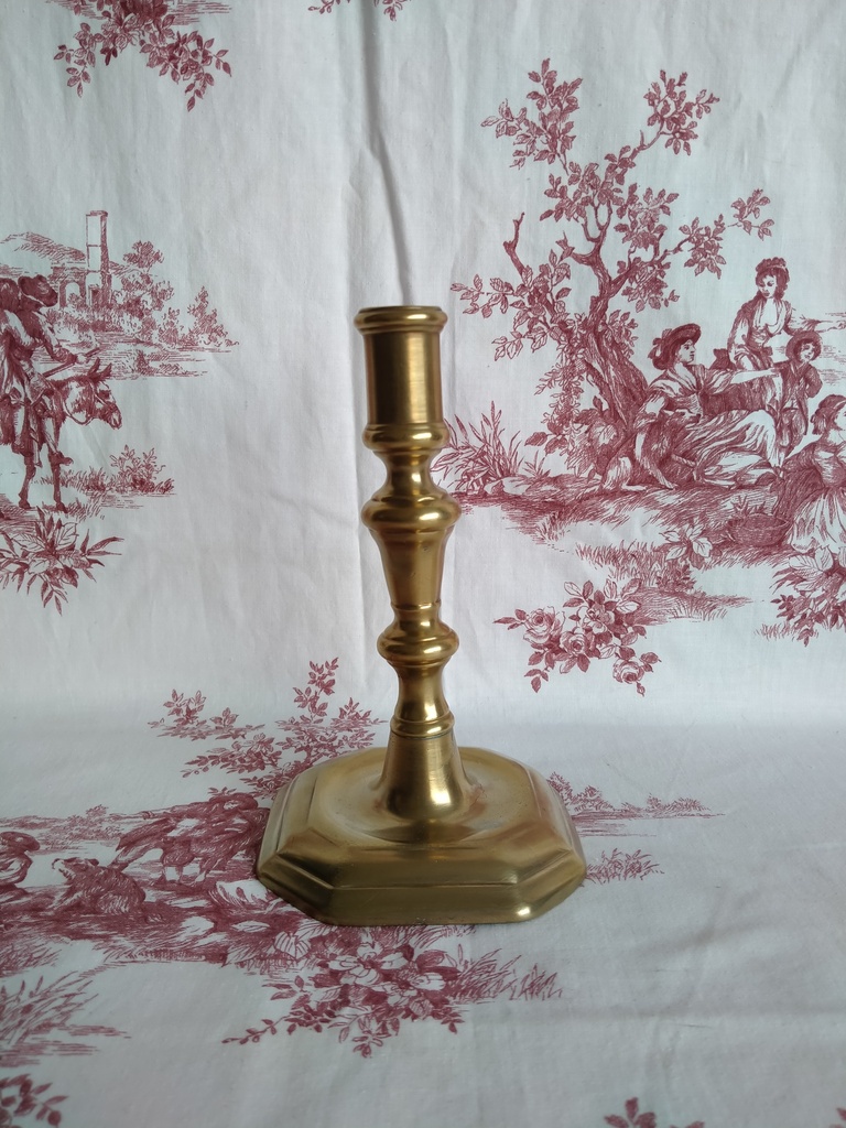 Flambeau en bronze / laiton Louis XIV fin XVIIe siècle