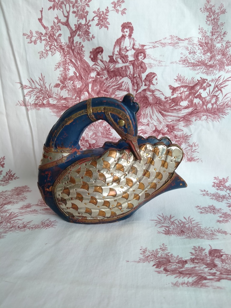 Cygne en bois et métal travail indien 
