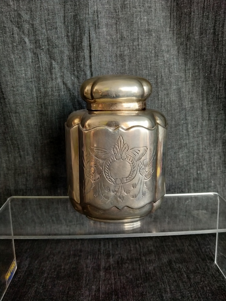 Boite à thé en métal argenté