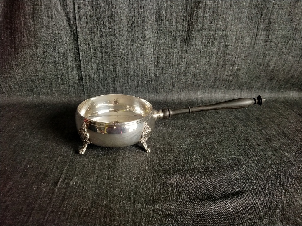 Poêlon à sauce en métal argenté 