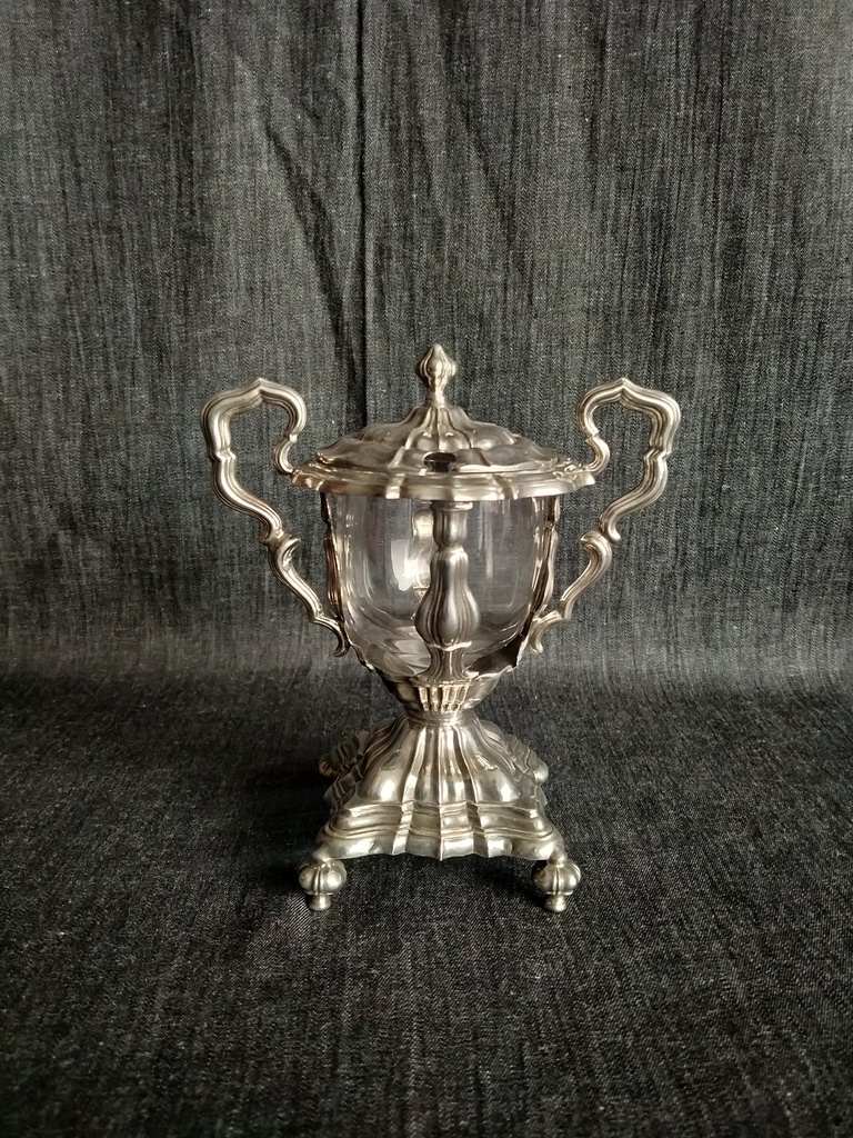 Moutardier en argent massif avec réceptacle en verre et deux anses XIXe siècle 