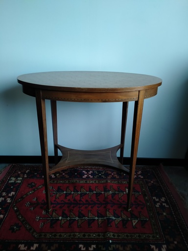 [A004] Guéridon ovale en placage 