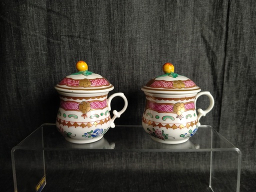 [A039] Ensemble de deux petits pots à onguent en porcelaine de Samson 