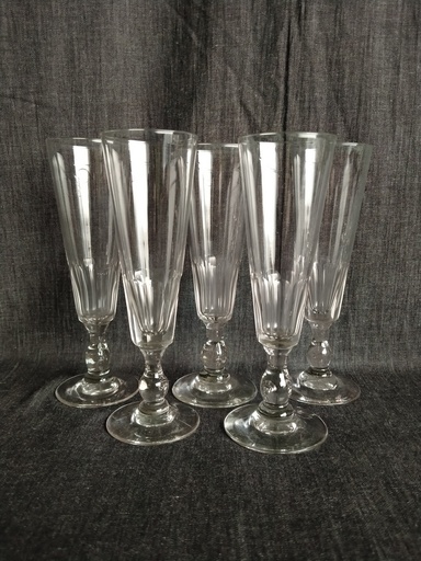 [A100/3] Série de 5 flutes à champagne XIXe siècle