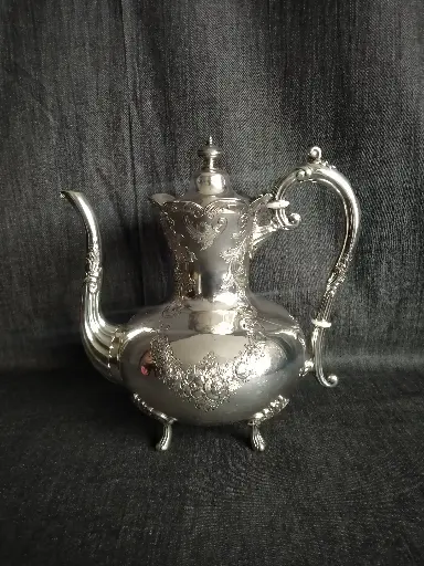 [24056] Verseuse en métal argenté 