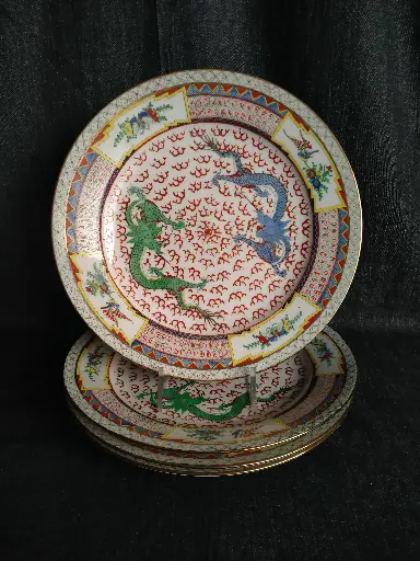 [A064/1] Chine - Ensemble de 4 assiettes époque république à décor de double dragon