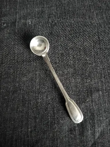 [23062/2] Cuillère à moutarde en métal argenté Christofle 