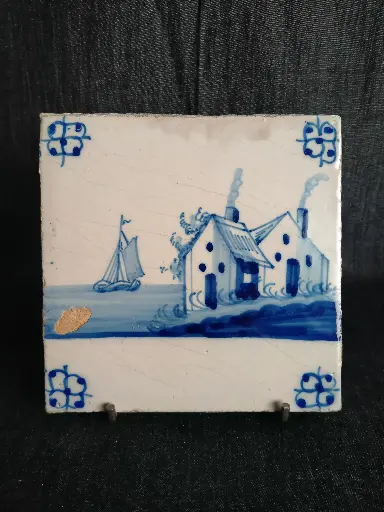[26001(3)] Carreau en faïence de Delft datant du XVIIIe siècle décor bleu 
