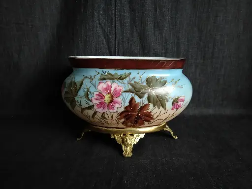 [25089] Jardinière en opaline avec monture en bronze et décor main de fleurs 