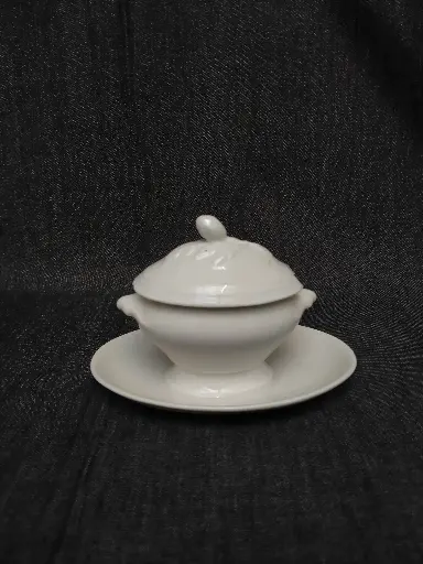 [26061] Ancien moutardier en porcelaine en forme de soupière fin XIXe siècle