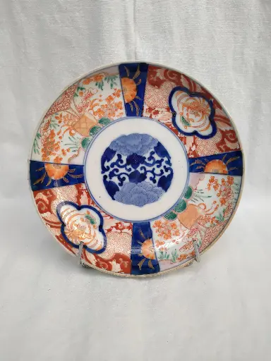 [26065] Assiette en porcelaine Imari japonaise XIXe siècle décor d'oiseaux
