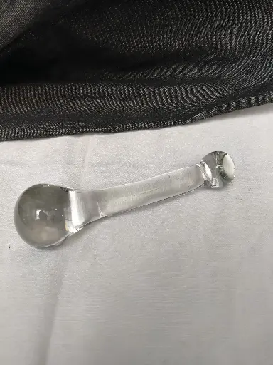 [26069] Pilon en verre datant du XIXe siècle