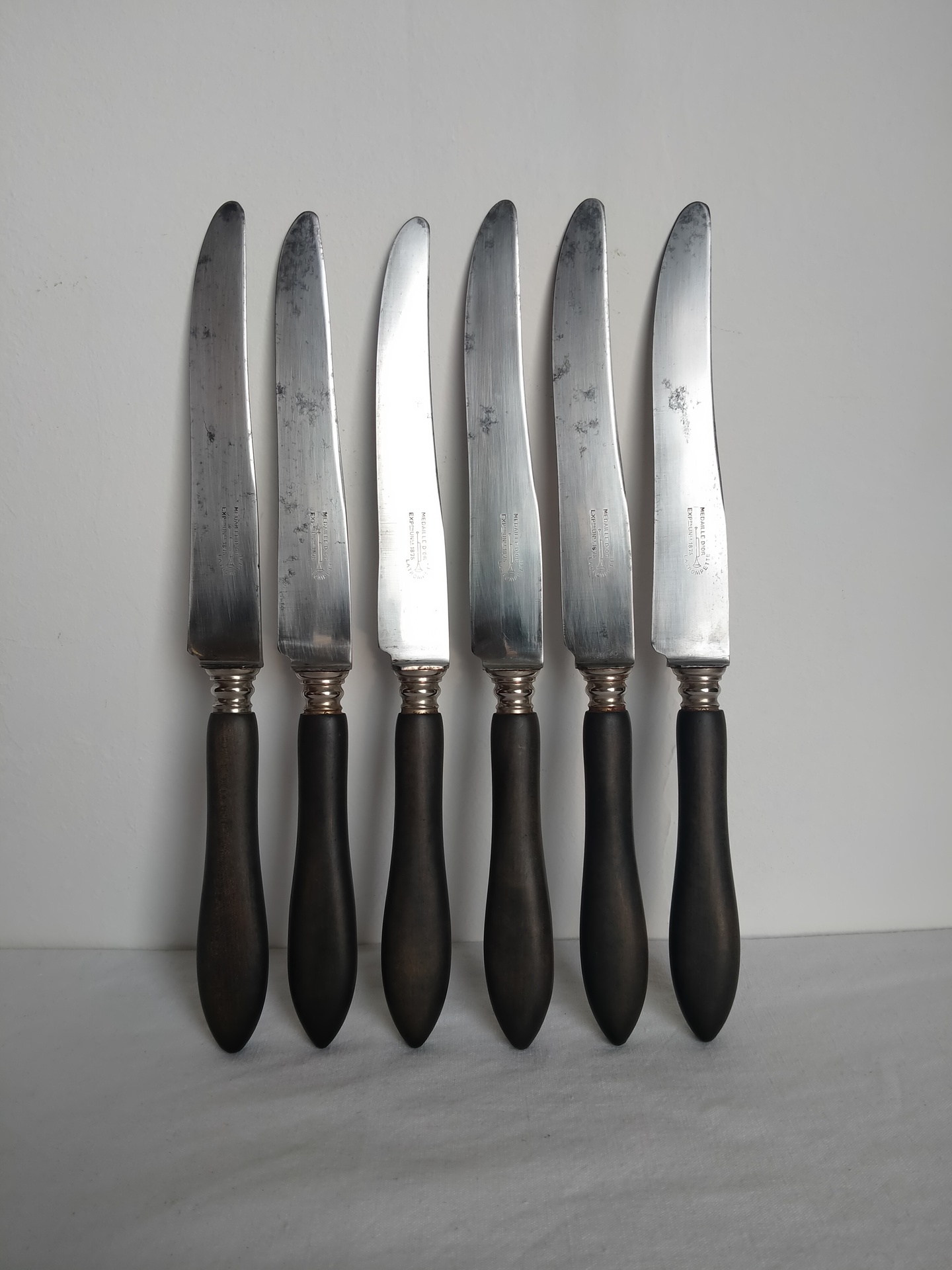 Coffret De 12 Couteaux Anciens La Trompette - Inox - Service De Table Vintage
