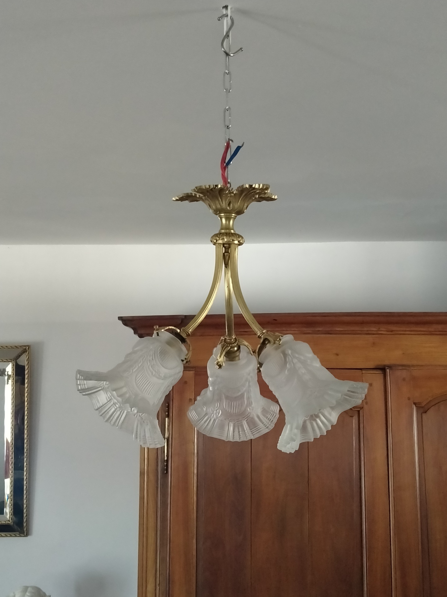 Daum Nancy, lustre à 4 tulipes en pâte de verre et monture