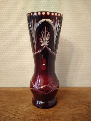 [25002] Vase overlay rouge en cristal de bohème