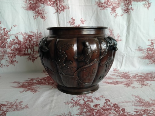 [25020] Cache pot en bronze japonais décor de Sakura 