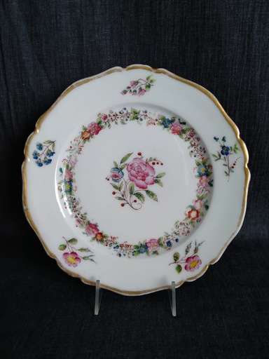 [A036] Assiette en porcelaine de Paris fin XIXe siècle décor de fleurs