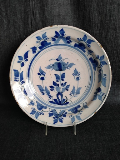 [25039/1] Assiette en faïence de Desvres XVIIIe siècle