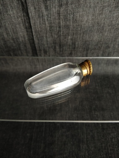 [25067] Flacon à sels en cristal XIXe siècle