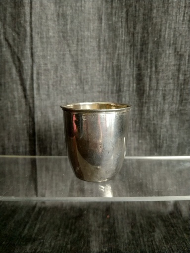 [25075] Petite timbale en argent massif 